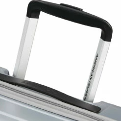 American Tourister Geopop 4 Wheel Large Suitcase - 77cm -UK Suitcase Sales 2024 GEOPOP SPINNER TSA WHEEL HANDLE 1546 63075.1689321753