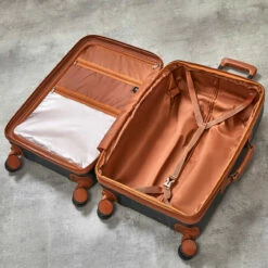Rock Carnaby 4 Wheel Exp Extra-Large Suitcase - 89cm -UK Suitcase Sales 2024 Rock Carnaby TR 0219 GRN Interior 04447.1660577010