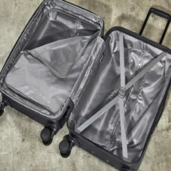Rock Novo 4 Wheel Exp Large Suitcase - 79cm -UK Suitcase Sales 2024 TR 0214 BL Interior 21975.1661245593.1280.1280 51107.1661246281.1280.1280 97969.1661246972