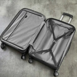 Rock Prime 4 Wheel Exp Cabin Suitcase - 56cm 30 Rock Prime 4 Wheel Exp Cabin Suitcase - 56cm -UK Suitcase Sales 2024 TR 0241 CHA Interior 99580.1661161322