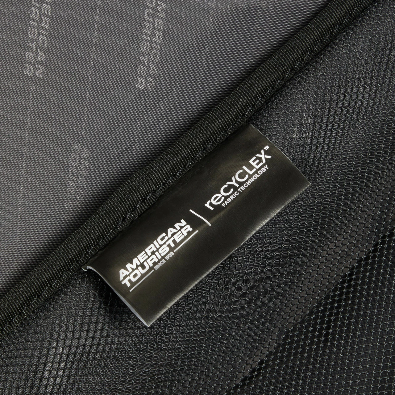 American Tourister Urban Track Wheeled Cabin Duffle - 55cm 11 American Tourister Urban Track Wheeled Cabin Duffle - 55cm - Image 11