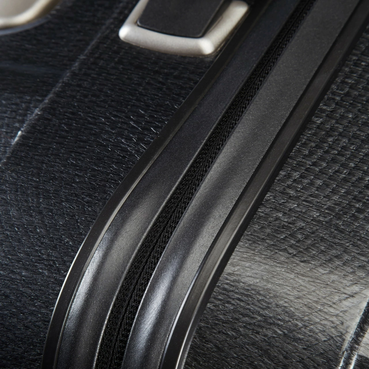 Samsonite Lite-Cube 4 Wheel Suitcase - 68cm 7 Samsonite Lite-Cube 4 Wheel Suitcase - 68cm - Image 7