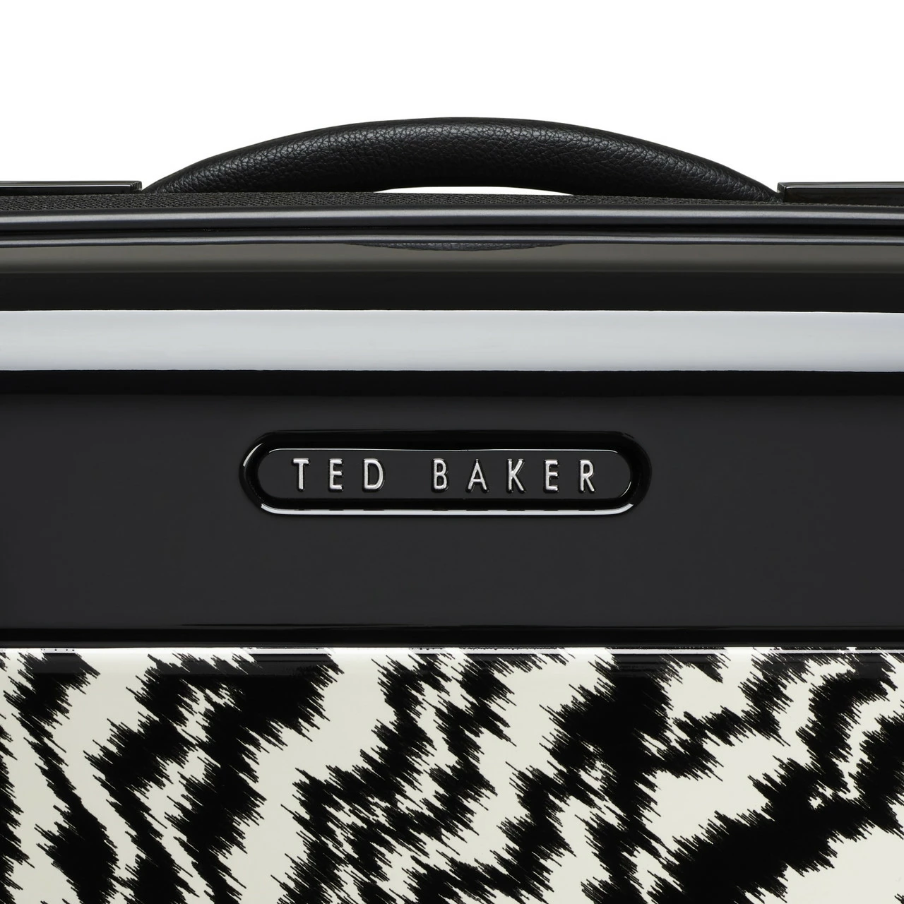 Ted Baker Take Flight 4 Wheel Medium Suitcase - 69cm 10 Ted Baker Take Flight 4 Wheel Medium Suitcase - 69cm - Image 10